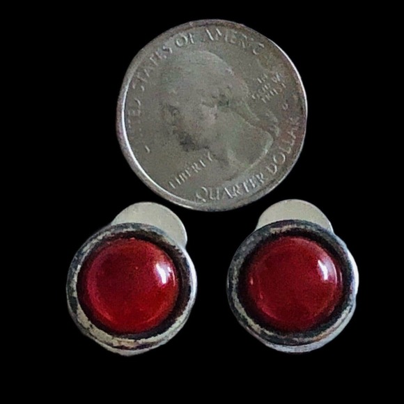 Vintage Genuine Carnelian Clip On Button 1950s Earrings. - Picture 6 of 7